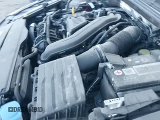 ✅ 2022 Volkswagen Jetta Sport • VIN: 3VWAM7BUXNM019593 • Lot: 41247461. Wystawiony na IAAI z przebiegiem 19 381 mil. Bezpłatny archiwum sprzedaży aukcyjnych z USA i szczegółowy raport historii pojazdu na DreamBid. Zdjęcie 18.