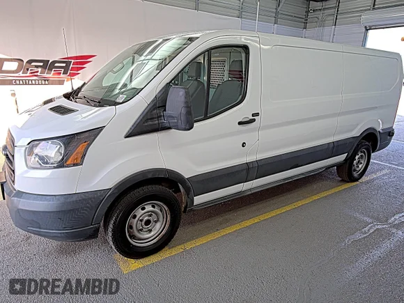 ✅ 2018 Ford Transit • VIN: 1FTBW2ZM8JKA77066 • Lot: 42642396. Wystawiony na IAAI z przebiegiem 215 234 mil. Bezpłatny archiwum sprzedaży aukcyjnych z USA i szczegółowy raport historii pojazdu na DreamBid. Zdjęcie 1.