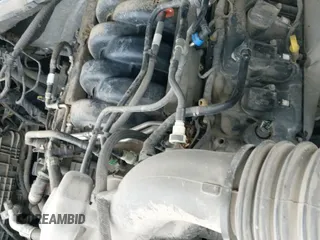 ✅ 2018 Ford F-150 XL • VIN: 1FTEW1E56JKC02331 • Lot: 42554412. Wystawiony na IAAI z przebiegiem 203 633 mil. Bezpłatny archiwum sprzedaży aukcyjnych z USA i szczegółowy raport historii pojazdu na DreamBid. Zdjęcie 20.