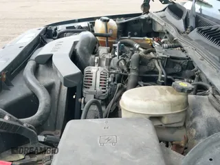 ✅ 2005 Chevrolet Tahoe LS • VIN: 1GNEC13V15R155452 • Lot: 43726315. Listed on IAAI with 240,866 mi. Free auction sales archive from the USA and detailed vehicle history report at DreamBid. Image 20.