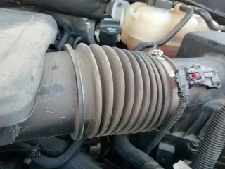 ✅ 2022 Chevrolet Silverado 1500 LT • VIN: 1GCUDDED4NZ520262 • Лот: 64201715. Опубликован ранее на Copart с пробегом 70 769 миль. Бесплатный доступ к архиву аукционных продаж из США и подробный отчёт об истории автомобиля на DreamBid. Изображение 14.