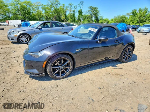 ✅ 2017 Mazda MX-5 Miata Club • VIN: JM1NDAC73H0123344 • Лот: 52102926. Опубліковано раніше на Copart з пробігом 129 296 миль. Безкоштовний доступ до архіву аукціонних продажів зі США та докладний звіт про історію автомобіля на DreamBid. Зображення 1.
