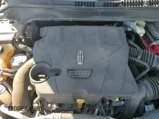 ✅ 2017 Lincoln MKZ Reserve • VIN: 3LN6L5FC3HR624009 • Lot: 70753975. Wystawiony na Copart z przebiegiem 84 925 mil. Bezpłatny archiwum sprzedaży aukcyjnych z USA i szczegółowy raport historii pojazdu na DreamBid. Zdjęcie 13.