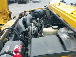 ✅ 2005 Hummer H2 SUT • VIN: 5GRGN22U65H133509 • Lot: 43195936. Wystawiony na IAAI z przebiegiem 193 719 mil. Bezpłatny archiwum sprzedaży aukcyjnych z USA i szczegółowy raport historii pojazdu na DreamBid. Zdjęcie 19.