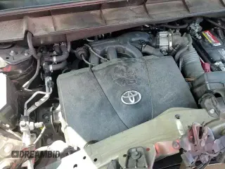 ✅ 2020 Toyota Highlander L • VIN: 5TDCZRAH2LS024328 • Lot: 68721405. Listed on Copart with 83,819 mi. Free auction sales archive from the USA and detailed vehicle history report at DreamBid. Image 17.