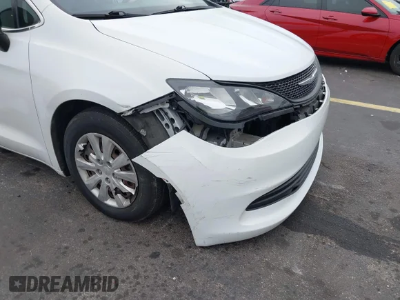 ✅ 2018 Chrysler Pacifica L • VIN: 2C4RC1AG7JR125505 • Лот: 44281610. Опубліковано раніше на IAAI з пробігом 52 770 миль. Безкоштовний доступ до архіву аукціонних продажів зі США та докладний звіт про історію автомобіля на DreamBid. Зображення 6.
