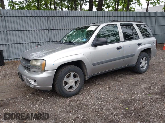 ✅ 2004 Chevrolet TrailBlazer LT • VIN: 1GNDT13S742276088 • Лот: 45179492. Опубликован ранее на IAAI с пробегом 213 076 миль. Бесплатный доступ к архиву аукционных продаж из США и подробный отчёт об истории автомобиля на DreamBid. Изображение 2.