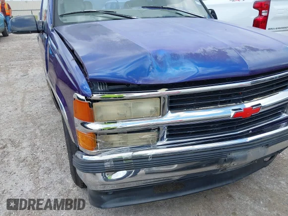 ✅ 1997 Chevrolet Silverado 1500 • VIN: 1GBEC14R9VZ183837 • Lot: 45452654. Listed on IAAI with 246,775 mi. Free auction sales archive from the USA and detailed vehicle history report at DreamBid. Image 6.