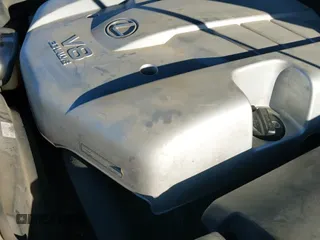 ✅ 2004 Lexus GX 470 • VIN: JTJBT20X840055646 • Lot: 43481819. Wystawiony na IAAI z przebiegiem 200 452 mil. Bezpłatny archiwum sprzedaży aukcyjnych z USA i szczegółowy raport historii pojazdu na DreamBid. Zdjęcie 20.