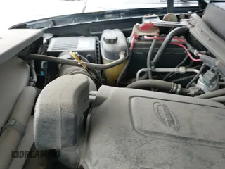 ✅ 2011 GMC Sierra 2500HD Work Truck • VIN: 1GT22ZCG1BZ464817 • Лот: 42005759. Опубликован ранее на IAAI с пробегом 196 243 миль. Бесплатный доступ к архиву аукционных продаж из США и подробный отчёт об истории автомобиля на DreamBid. Изображение 19.