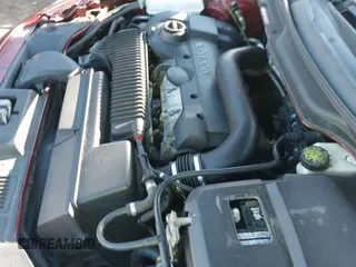 ✅ 2011 Volvo C70 • VIN: YV1672MC9BJ107660 • Лот: 43501492. Опубликован ранее на IAAI с пробегом 135 719 миль. Бесплатный доступ к архиву аукционных продаж из США и подробный отчёт об истории автомобиля на DreamBid. Изображение 12.