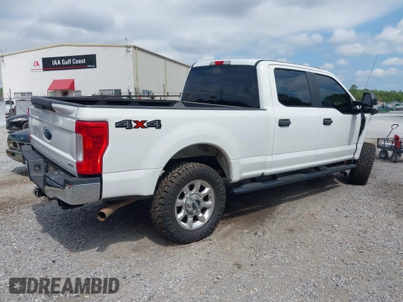 ✅ 2017 Ford F-250 Lariat • VIN: 1FT7W2B64HEE30347 • Лот: 43105738. Опубліковано раніше на IAAI з пробігом 85 156 миль. Безкоштовний доступ до архіву аукціонних продажів зі США та докладний звіт про історію автомобіля на DreamBid. Зображення 4.