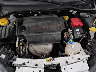 ✅ 2019 Ram ProMaster City Cargo Tradesman SLT • VIN: ZFBHRFBB1K6N02108 • Lot: 57639455. Listed on Copart with 81,572 mi. Free auction sales archive from the USA and detailed vehicle history report at DreamBid. Image 14.