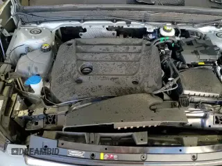 ✅ 2025 Volvo XC40 Plus Bright Theme • VIN: YV4L12UE6S2602790 • Lot: 86545665. Listed on Copart with 15,094 mi. Free auction sales archive from the USA and detailed vehicle history report at DreamBid. Image 13.