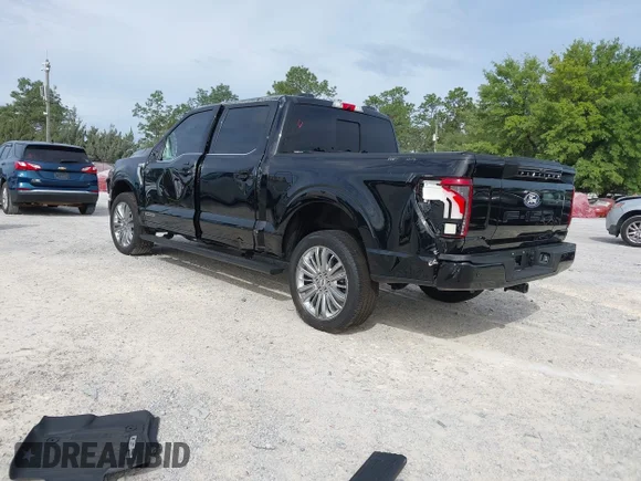 ✅ 2025 Ford F-150 Platinum • VIN: 1FTFW7LD0SFC52489 • Лот: 44818030. Опубліковано раніше на IAAI з пробігом 731 миль. Безкоштовний доступ до архіву аукціонних продажів зі США та докладний звіт про історію автомобіля на DreamBid. Зображення 3.