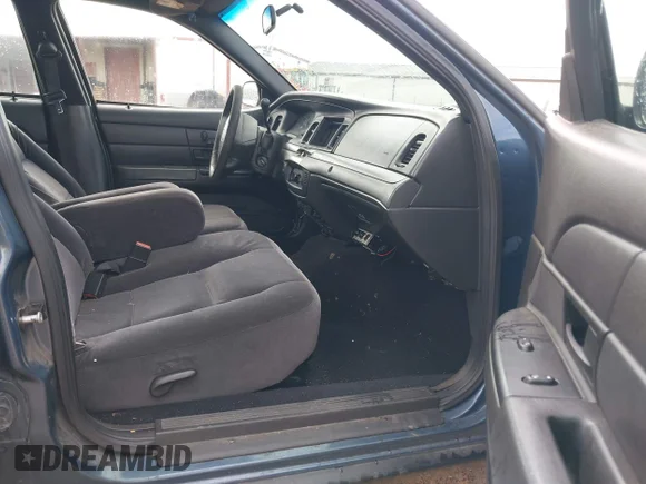 ✅ 2007 Ford Police Interceptor • VIN: 2FAFP71W47X134576 • Lot: 42986099. Wystawiony na IAAI z przebiegiem Nie podano. Bezpłatny archiwum sprzedaży aukcyjnych z USA i szczegółowy raport historii pojazdu na DreamBid. Zdjęcie 5.