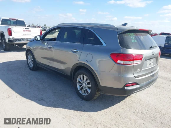 ✅ 2016 Kia Sorento LX • VIN: 5XYPG4A36GG016928 • Lot: 43709865. Wystawiony na IAAI z przebiegiem 123 434 mil. Bezpłatny archiwum sprzedaży aukcyjnych z USA i szczegółowy raport historii pojazdu na DreamBid. Zdjęcie 3.