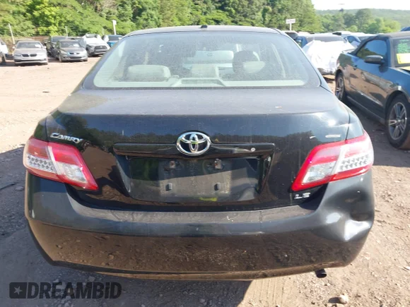 ✅ 2010 Toyota Camry SE • VIN: 4T1BF3EK7AU554242 • Lot: 45088725. Wystawiony na IAAI z przebiegiem 276 079 mil. Bezpłatny archiwum sprzedaży aukcyjnych z USA i szczegółowy raport historii pojazdu na DreamBid. Zdjęcie 6.