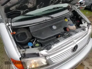 ✅ 2003 Volkswagen EuroVan MV • VIN: WV2NB47053H028929 • Lot: 86028064. Wystawiony na Copart z przebiegiem 98 622 mil. Bezpłatny archiwum sprzedaży aukcyjnych z USA i szczegółowy raport historii pojazdu na DreamBid. Zdjęcie 14.