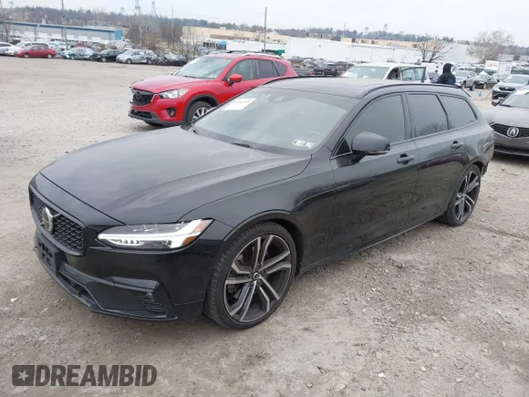 ✅ 2021 Volvo V90 • VIN: YV1A22VM8M1165603 • Lot: 43886060. Wystawiony na IAAI z przebiegiem 74 245 mil. Bezpłatny archiwum sprzedaży aukcyjnych z USA i szczegółowy raport historii pojazdu na DreamBid. Zdjęcie 2.
