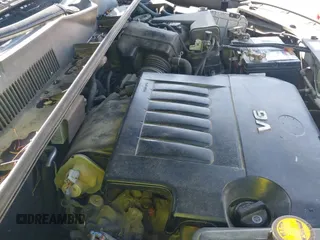 ✅ 2006 Toyota RAV4 • VIN: JTMBK33V565002818 • Lot: 42663369. Listed on IAAI with 214,459 mi. Free auction sales archive from the USA and detailed vehicle history report at DreamBid. Image 12.