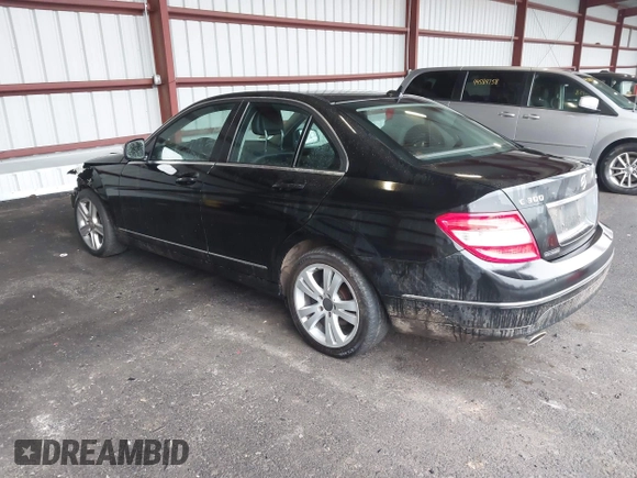 ✅ 2009 Mercedes-Benz C 300 Sport • VIN: WDDGF81X29R055670 • Lot: 44603776. Wystawiony na IAAI z przebiegiem 133 148 mil. Bezpłatny archiwum sprzedaży aukcyjnych z USA i szczegółowy raport historii pojazdu na DreamBid. Zdjęcie 3.