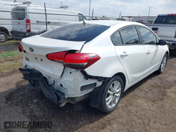 ✅ 2017 Kia Forte LX • VIN: 3KPFL4A73HE124738 • Лот: 43724739. Опубликован ранее на IAAI с пробегом 61 895 миль. Бесплатный доступ к архиву аукционных продаж из США и подробный отчёт об истории автомобиля на DreamBid. Изображение 4.