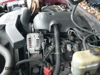 ✅ 2002 Chevrolet Tahoe LT • VIN: 1GNEK13Z72J203696 • Lot: 43696030. Wystawiony na IAAI z przebiegiem 157 577 mil. Bezpłatny archiwum sprzedaży aukcyjnych z USA i szczegółowy raport historii pojazdu na DreamBid. Zdjęcie 13.