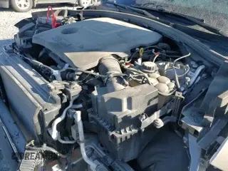 ✅ 2021 Land Rover Range Rover Velar R-Dynamic S • VIN: SALYT2EU8MA308334 • Lot: 67849065. Wystawiony na Copart z przebiegiem 72 718 mil. Bezpłatny archiwum sprzedaży aukcyjnych z USA i szczegółowy raport historii pojazdu na DreamBid. Zdjęcie 15.