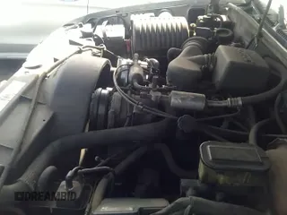 ✅ 2000 GMC Denali • VIN: 1GKEK13R7YR157794 • Lot: 30040668. Listed on IAAI with 178,699 mi. Free auction sales archive from the USA and detailed vehicle history report at DreamBid. Image 12.