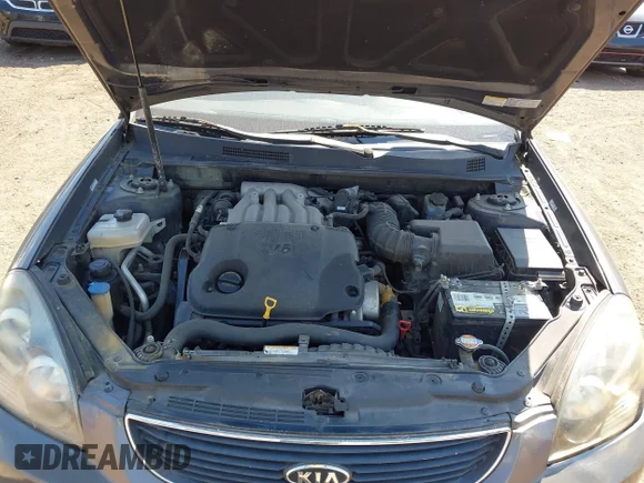 ✅ 2008 Kia Optima LX • VIN: KNAGE124185236724 • Лот: 43173771. Опубліковано раніше на IAAI з пробігом 231 360 миль. Безкоштовний доступ до архіву аукціонних продажів зі США та докладний звіт про історію автомобіля на DreamBid. Зображення 10.