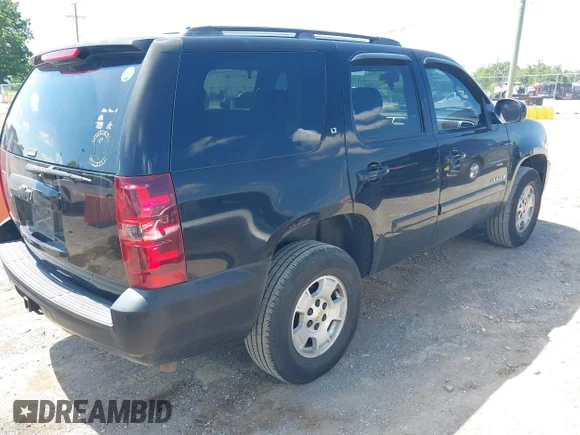 ✅ 2007 Chevrolet Tahoe LS • VIN: 1GNFC13J17R357552 • Лот: 45375307. Опубликован ранее на IAAI с пробегом 332 266 миль. Бесплатный доступ к архиву аукционных продаж из США и подробный отчёт об истории автомобиля на DreamBid. Изображение 4.