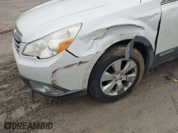 ✅ 2011 Subaru Outback Premium • VIN: 4S4BRCCC3B3372483 • Lot: 44425022. Listed on IAAI with 163,971 mi. Free auction sales archive from the USA and detailed vehicle history report at DreamBid. Image 6.