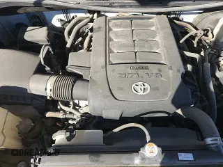 ✅ 2018 Toyota Tundra SR5 • VIN: 5TFEY5F12JX235990 • Лот: 90516355. Опубликован ранее на Copart с пробегом 102 420 миль. Бесплатный доступ к архиву аукционных продаж из США и подробный отчёт об истории автомобиля на DreamBid. Изображение 14.