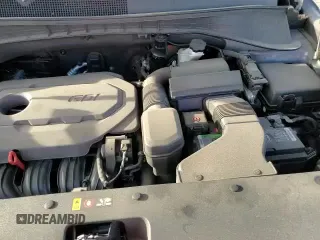 ✅ 2019 Kia Sorento LX • VIN: 5XYPGDA38KG528456 • Lot: 86302845. Listed on Copart with 67,509 mi. Free auction sales archive from the USA and detailed vehicle history report at DreamBid. Image 16.