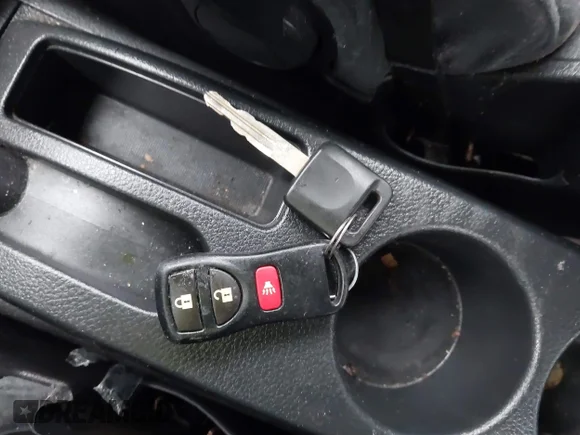 ✅ 2012 Nissan Versa S • VIN: 3N1BC1CP5CK244080 • Лот: 44008206. Опубліковано раніше на IAAI з пробігом 76 737 миль. Безкоштовний доступ до архіву аукціонних продажів зі США та докладний звіт про історію автомобіля на DreamBid. Зображення 11.