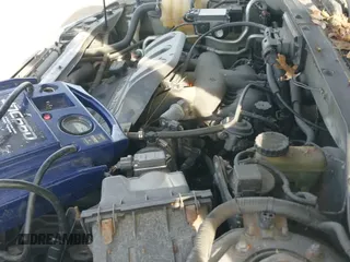 ✅ 2003 Ford Escape XLT Popular 2 • VIN: 1FMYU93173KC66300 • Лот: 43618754. Опубликован ранее на IAAI с пробегом 194 762 миль. Бесплатный доступ к архиву аукционных продаж из США и подробный отчёт об истории автомобиля на DreamBid. Изображение 12.