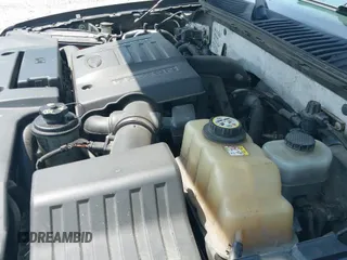 ✅ 2007 Ford Expedition Eddie Bauer • VIN: 1FMFU18517LA12845 • Lot: 42578781. Wystawiony na IAAI z przebiegiem 157 456 mil. Bezpłatny archiwum sprzedaży aukcyjnych z USA i szczegółowy raport historii pojazdu na DreamBid. Zdjęcie 14.