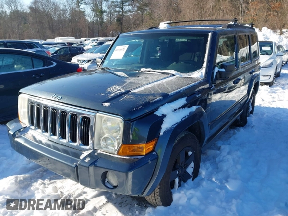 ✅ 2008 Jeep Commander Sport • VIN: 1J8HG48K48C114520 • Lot: 44230652. Wystawiony na IAAI z przebiegiem 196 450 mil. Bezpłatny archiwum sprzedaży aukcyjnych z USA i szczegółowy raport historii pojazdu na DreamBid. Zdjęcie 2.