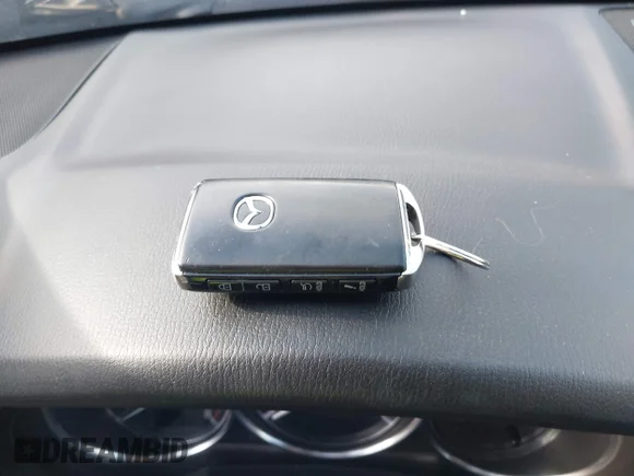 ✅ 2021 Mazda CX-9 Touring • VIN: JM3TCBCY4M0522399 • Лот: 41978128. Опубліковано раніше на IAAI з пробігом 71 821 миль. Безкоштовний доступ до архіву аукціонних продажів зі США та докладний звіт про історію автомобіля на DreamBid. Зображення 11.
