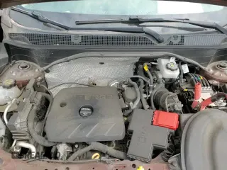 ✅ 2022 Buick Encore GX Essence • VIN: KL4MMFSL3NB013377 • Lot: 60407345. Wystawiony na Copart z przebiegiem 50 231 mil. Bezpłatny archiwum sprzedaży aukcyjnych z USA i szczegółowy raport historii pojazdu na DreamBid. Zdjęcie 14.