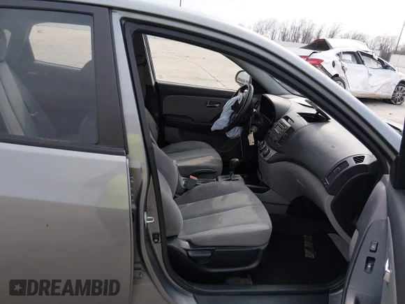 ✅ 2010 Hyundai Elantra GLS • VIN: KMHDU4AD0AU060509 • Lot: 44450823. Wystawiony na IAAI z przebiegiem 174 394 mil. Bezpłatny archiwum sprzedaży aukcyjnych z USA i szczegółowy raport historii pojazdu na DreamBid. Zdjęcie 5.