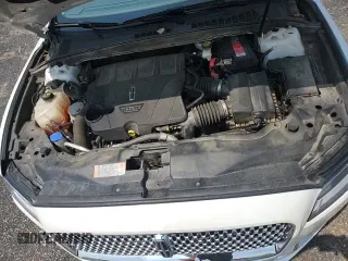 ✅ 2017 Lincoln Continental Select • VIN: 1LN6L9TP8H5603254 • Лот: 63589435. Опубликован ранее на Copart с пробегом 138 707 миль. Бесплатный доступ к архиву аукционных продаж из США и подробный отчёт об истории автомобиля на DreamBid. Изображение 16.