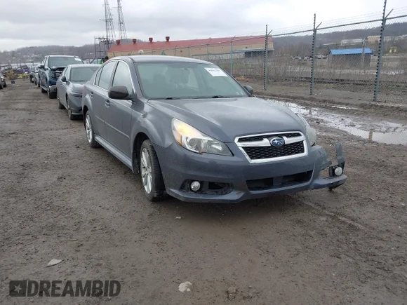 ✅ 2014 Subaru Legacy 2.5i • VIN: 4S3BMBA65E3006426 • Лот: 44662385. Опубликован ранее на IAAI с пробегом 101 039 миль. Бесплатный доступ к архиву аукционных продаж из США и подробный отчёт об истории автомобиля на DreamBid. Изображение 1.