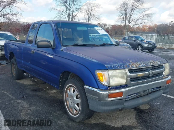 ✅ 1997 Toyota Tacoma • VIN: 4TAVL52NXVZ282908 • Lot: 43661867. Wystawiony na IAAI z przebiegiem 162 881 mil. Bezpłatny archiwum sprzedaży aukcyjnych z USA i szczegółowy raport historii pojazdu na DreamBid. Zdjęcie 1.