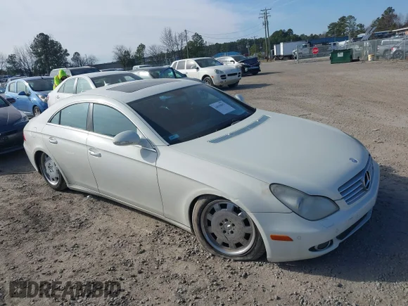 ✅ 2007 Mercedes-Benz CLS 550 • VIN: WDDDJ72X27A083765 • Lot: 44030067. Wystawiony na IAAI z przebiegiem 156 457 mil. Bezpłatny archiwum sprzedaży aukcyjnych z USA i szczegółowy raport historii pojazdu na DreamBid. Zdjęcie 1.