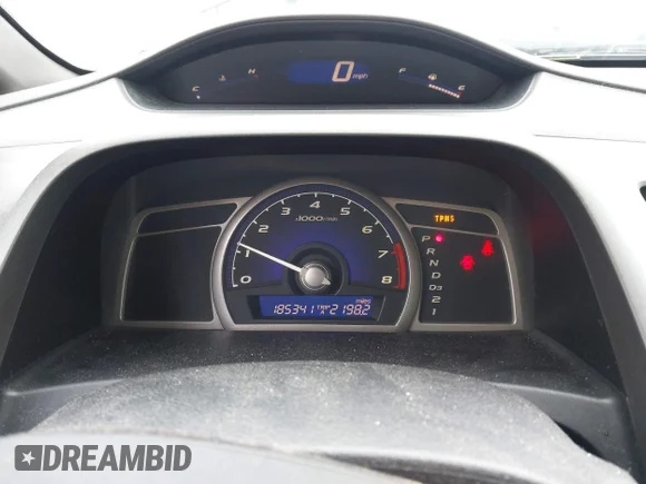 ✅ 2008 Honda Civic LX • VIN: 2HGFA16558H311917 • Lot: 44758765. Wystawiony na IAAI z przebiegiem 185 341 mil. Bezpłatny archiwum sprzedaży aukcyjnych z USA i szczegółowy raport historii pojazdu na DreamBid. Zdjęcie 7.