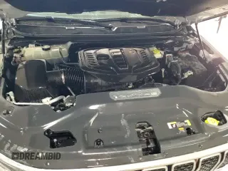 ✅ 2024 Jeep Wagoneer Series II • VIN: 1C4SJRBP0RS146310 • Lot: 91433115. Listed on Copart with 50,653 mi. Free auction sales archive from the USA and detailed vehicle history report at DreamBid. Image 14.