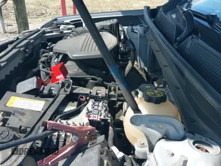 ✅ 2021 GMC Acadia SLT • VIN: 1GKKNMLS7MZ157061 • Lot: 42818293. Wystawiony na IAAI z przebiegiem 78 533 mil. Bezpłatny archiwum sprzedaży aukcyjnych z USA i szczegółowy raport historii pojazdu na DreamBid. Zdjęcie 19.