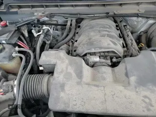 ✅ 2018 Chevrolet Silverado 1500 LTZ • VIN: 3GCPCSEC0JG291066 • Lot: 80396345. Wystawiony na Copart z przebiegiem 144 027 mil. Bezpłatny archiwum sprzedaży aukcyjnych z USA i szczegółowy raport historii pojazdu na DreamBid. Zdjęcie 14.